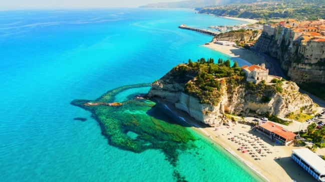 PUGLIA, CAMPANIA, CALABRIA Y SICILIA